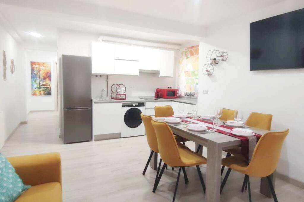 - Lujo - Parking, Maquina Arcade, Wifi Y Netflix Apartment Oviedo Exterior foto